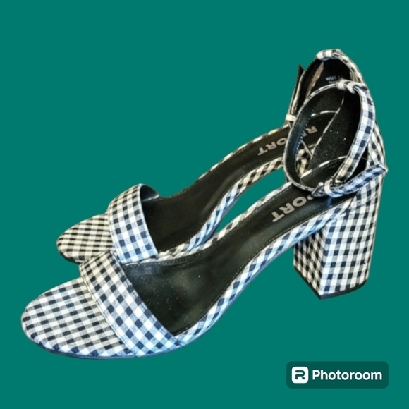 REPORT Pamela Fabric Gingham Ankle Strap Open Toe Block Sandals - Picture 1 of 7